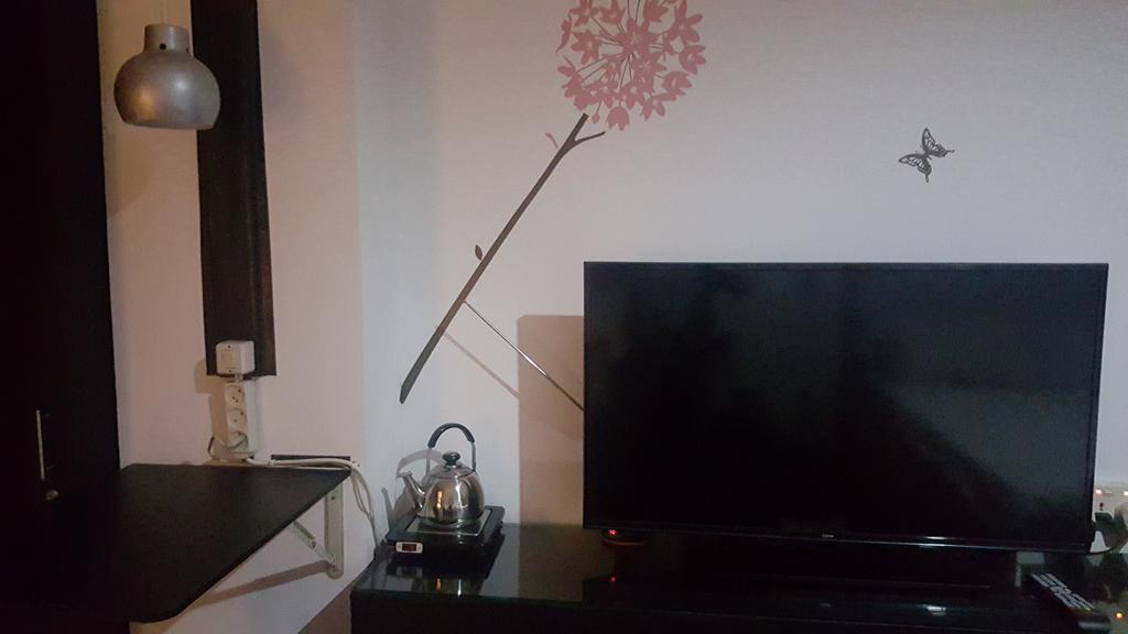 Reddoorz Apartment @ Emerald Towers Μπαντούνγκ Εξωτερικό φωτογραφία