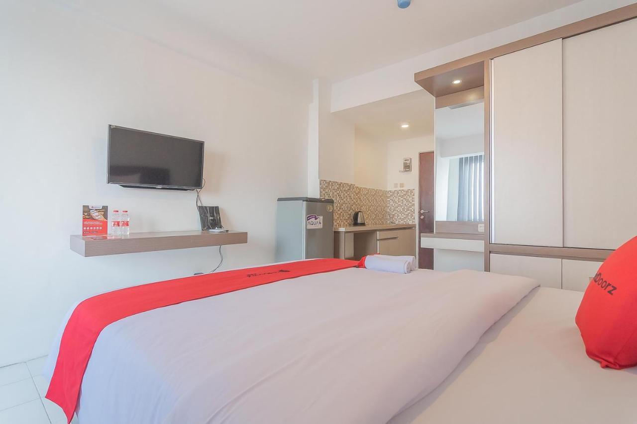 Reddoorz Apartment @ Emerald Towers Μπαντούνγκ Εξωτερικό φωτογραφία